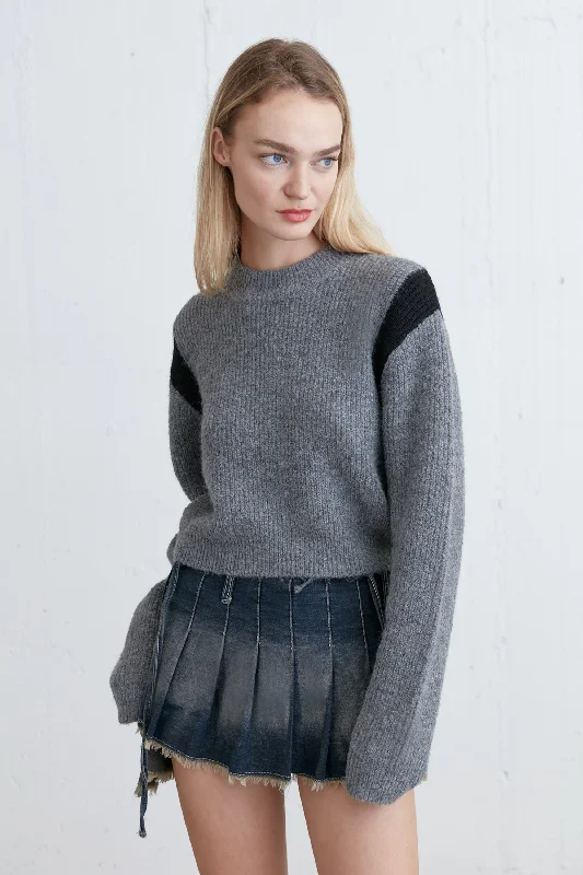 Fresh And Fashionable CROPPED SHOULDER CONTRAST SWEATER