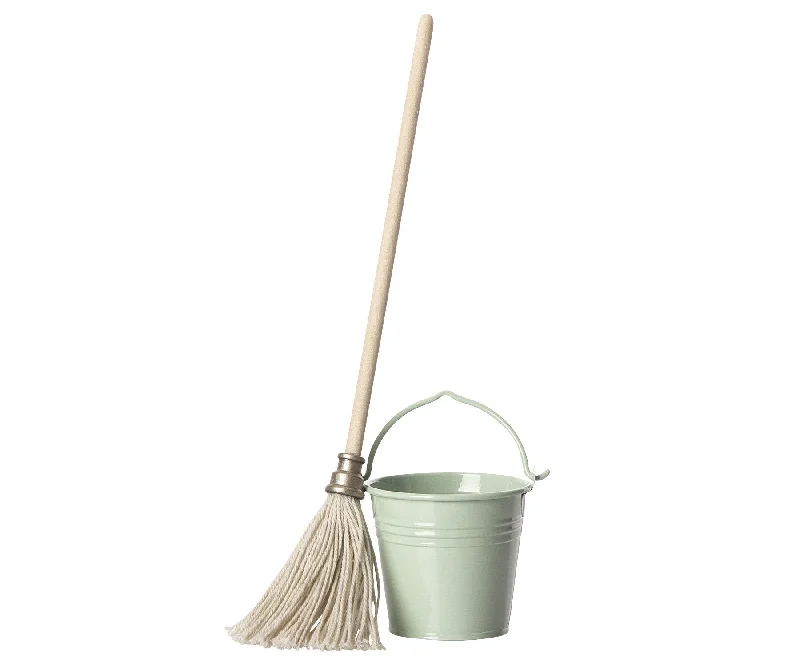 Exquisite Tailoring Maileg Bucket & Mop