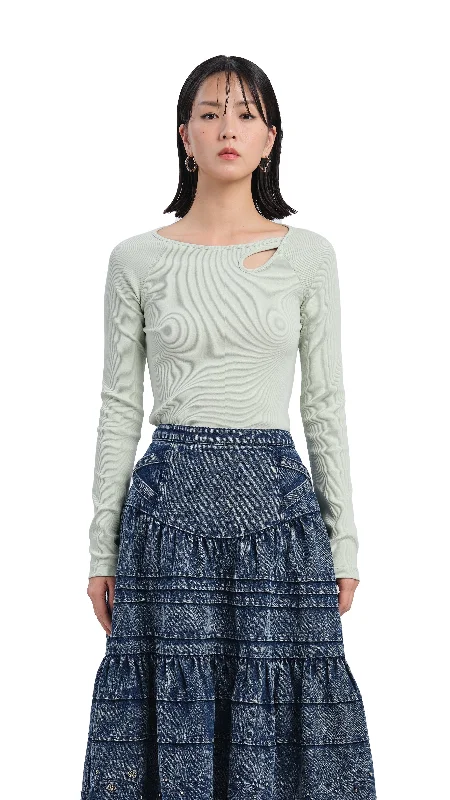 Free Design Long Sleeve Bridge-Neck Top