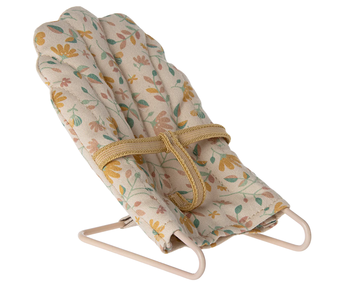 Lounge Chic Maileg Babysitter Bounce Chair for My Mouse in Floral