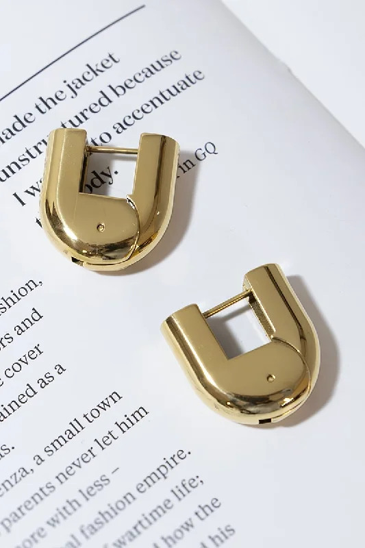 Free And Comfortable GOLD PLATED DONNA EARRINGS