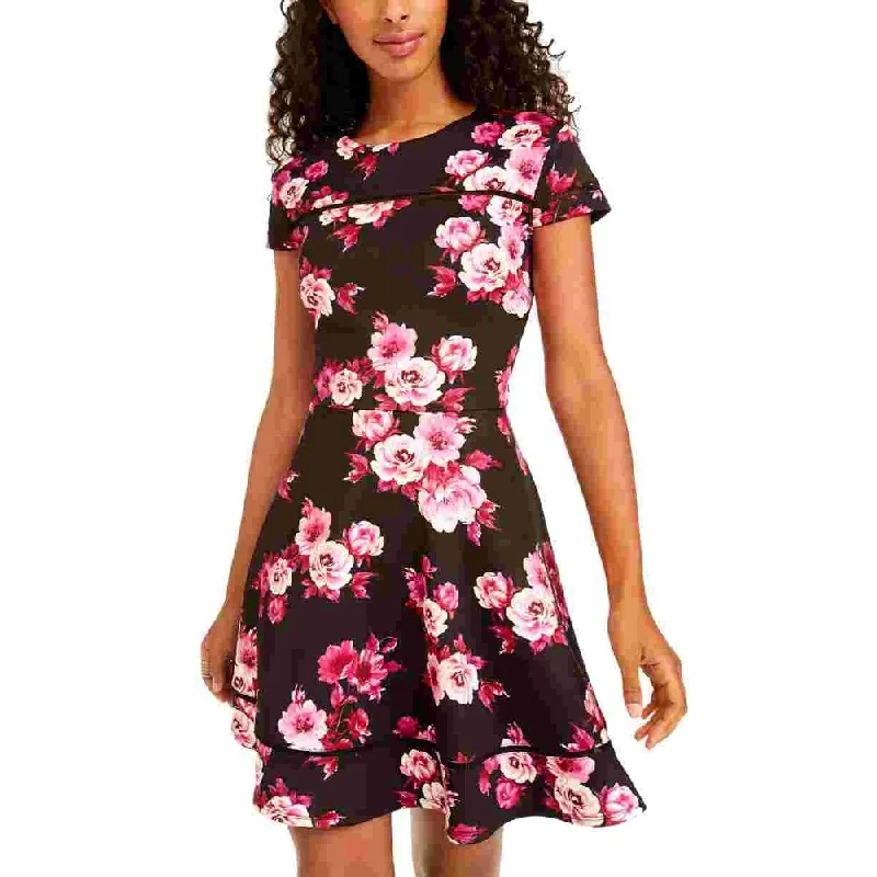 Fashionable Inner Wear City Studios Junior's Floral Print Fit & Flare Dress Black Size 0 Fashionable Inner Wear City Studios Junior's Floral Print Fit & Flare Dress Black Size 0