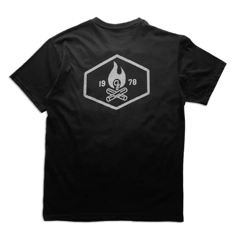 New Products Campfire T shirt - black