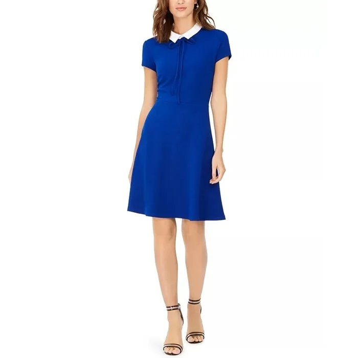 Perfect Tailoring Pappagallo Women's Zippered Short Sleeve Collared Above The Knee Fit Flare Party Dress Blue Size 10 Perfect Tailoring Pappagallo Women's Zippered Short Sleeve Collared Above The Knee Fit Flare Party Dress Blue Size 10
