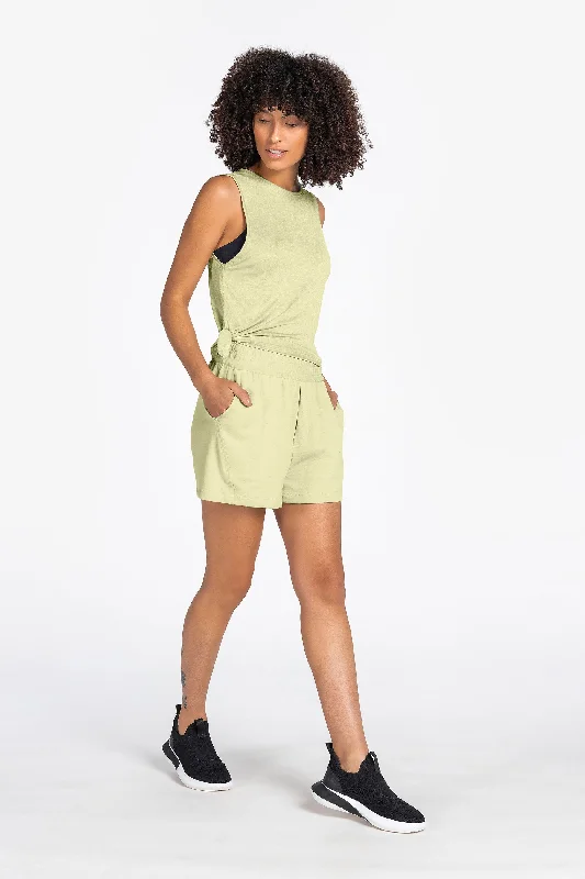 Soft Fabrics Sporty Assimetric Tank