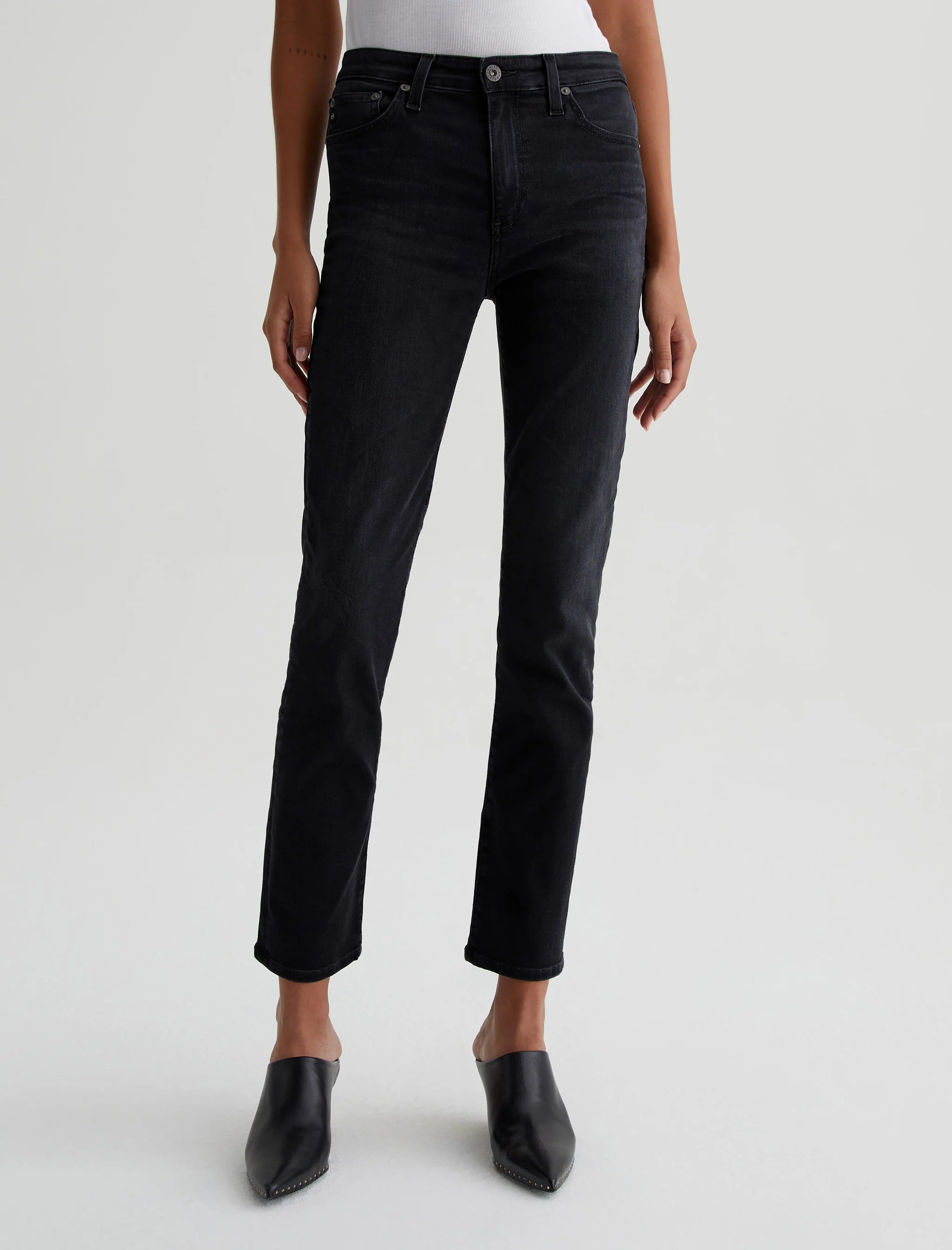 Exquisite Embroidery Mari City Jeans