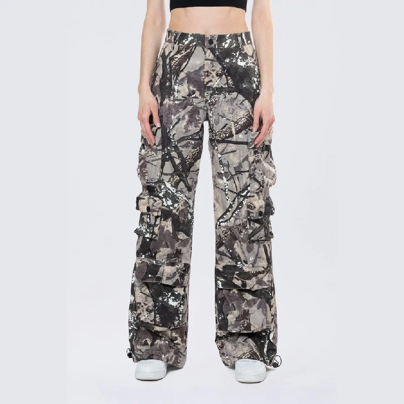 Trendy and versatile Wide Leg Cargo Pants - Olive Hunting Camo