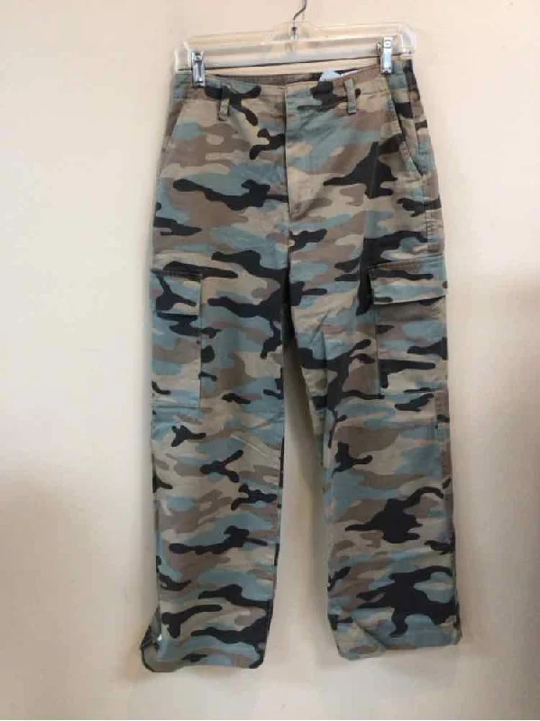 Weekend Style GAP SIZE 4 Ladies PANTS