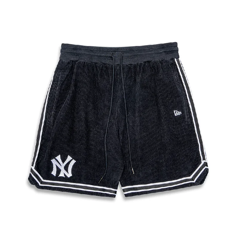 High Street Fashion New Era MLB Archive Cord Shorts New York Yankees