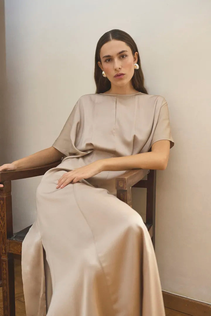 Easy Fashion Karen By Simonsen Thorn Dress in Simply Taupe