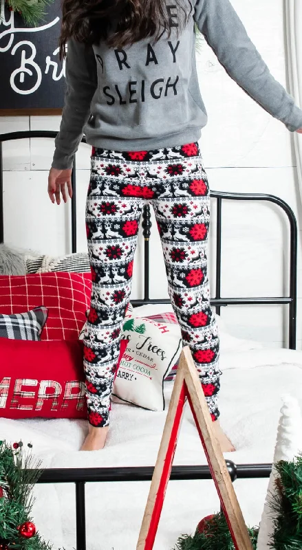 Simple And Comfortable Snowflakes & Reindeer Leggings