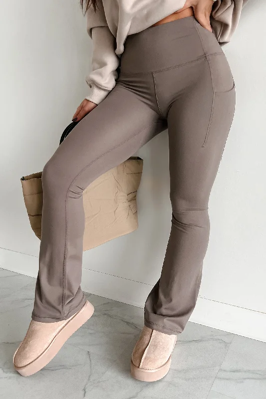 Luxury Customization Mindful Movement Flared Pocket Leggings (Truffle)