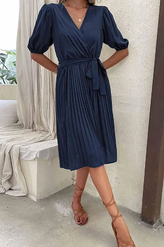 Dessert Matching PUFF SHOULDER V NECK GREEN PLEATED DRESS