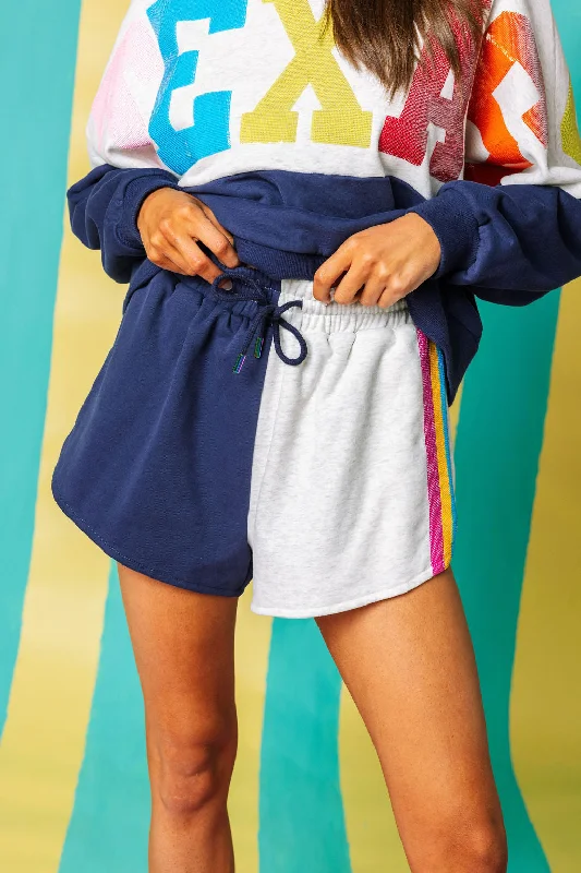 Leisure Travel Navy & Gray Colorblock Short